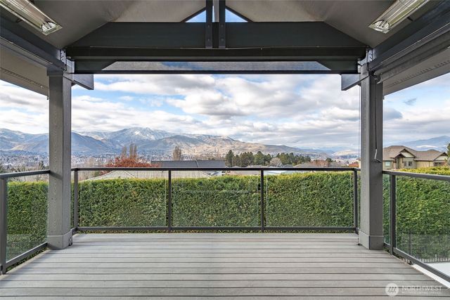 1950 Diamond Court, East Wenatchee, WA 98802