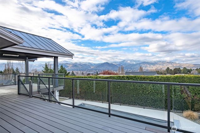 1950 Diamond Court, East Wenatchee, WA 98802