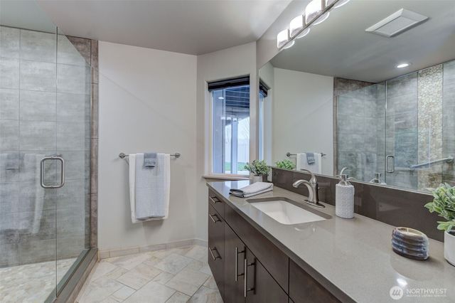 1950 Diamond Court, East Wenatchee, WA 98802