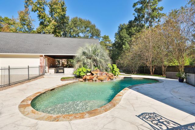 3811 Rayford Road, Spring, TX 77386