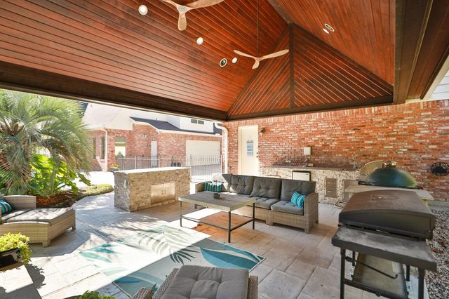 3811 Rayford Road, Spring, TX 77386