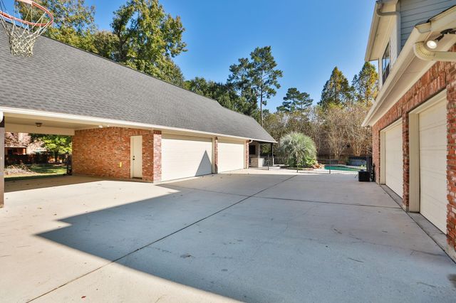 3811 Rayford Road, Spring, TX 77386