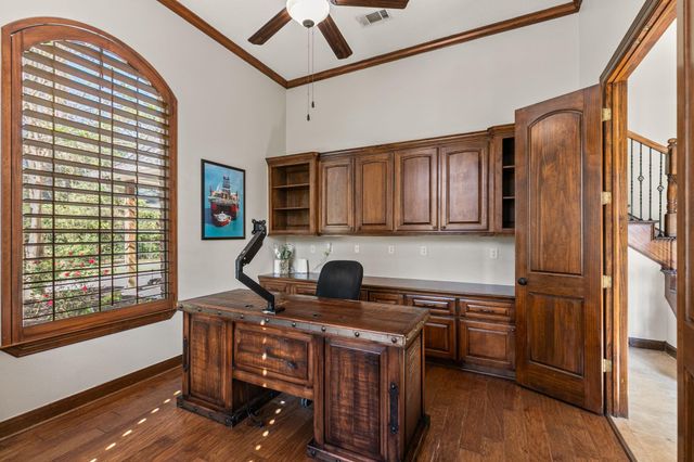 3811 Rayford Road, Spring, TX 77386