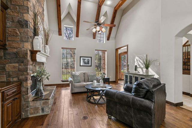 3811 Rayford Road, Spring, TX 77386