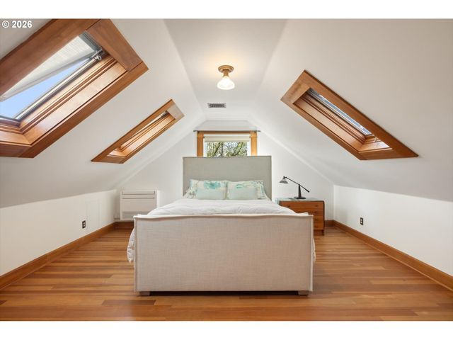 2136 Se 38TH Ave, Portland, OR 97214