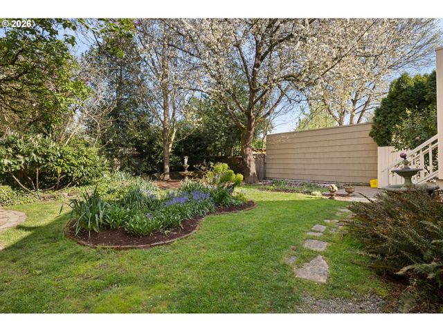 2136 Se 38TH Ave, Portland, OR 97214