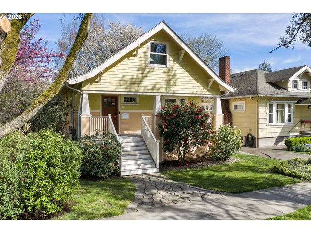 2136 Se 38TH Ave, Portland, OR 97214