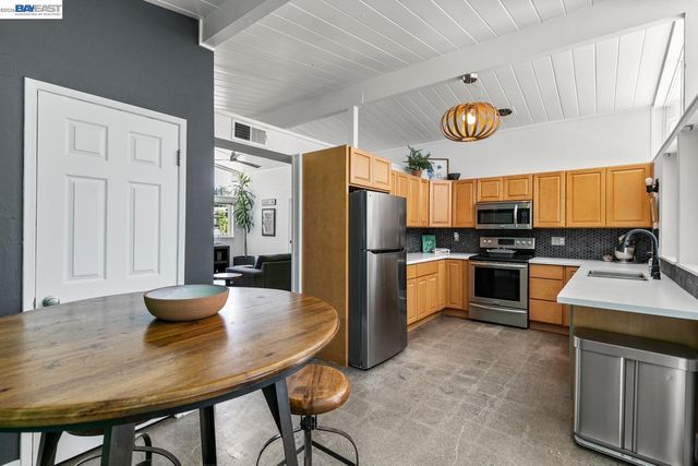 1992 Heaton Circle, Concord, CA 94520