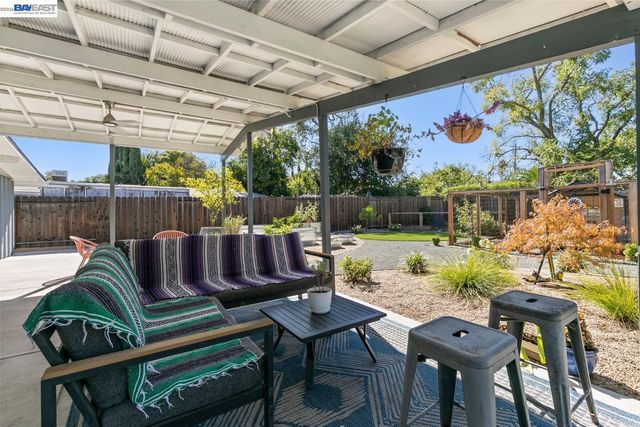 1992 Heaton Circle, Concord, CA 94520
