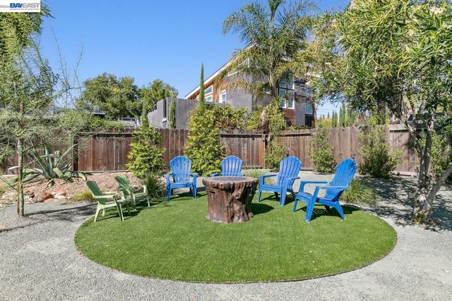 1992 Heaton Circle, Concord, CA 94520