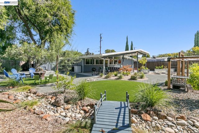1992 Heaton Circle, Concord, CA 94520