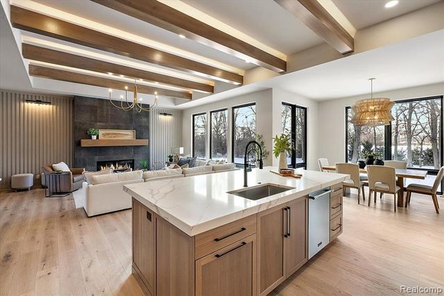 1597 Vista Drive, Oakland, MI 48363