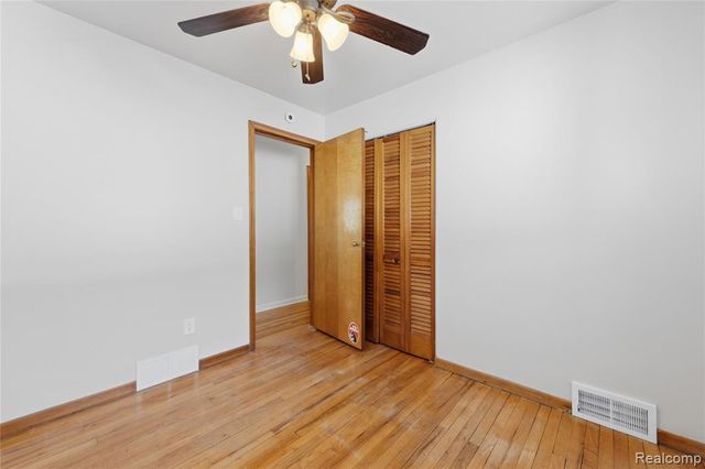 2722 Banner Street, Dearborn, MI 48124