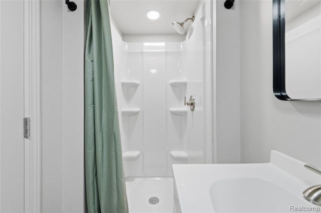 2722 Banner Street, Dearborn, MI 48124