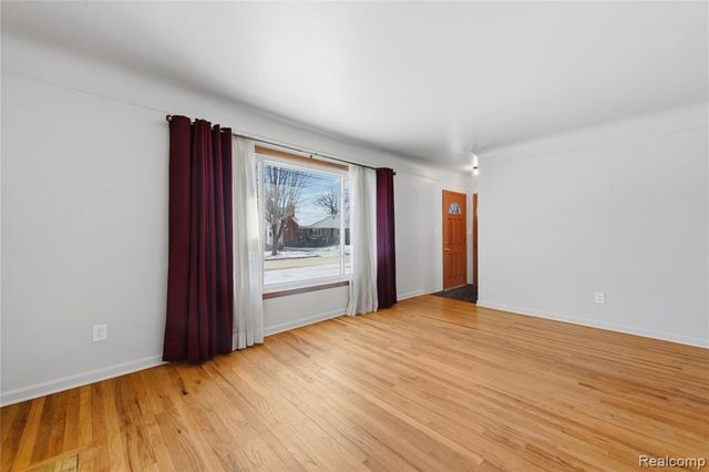 2722 Banner Street, Dearborn, MI 48124