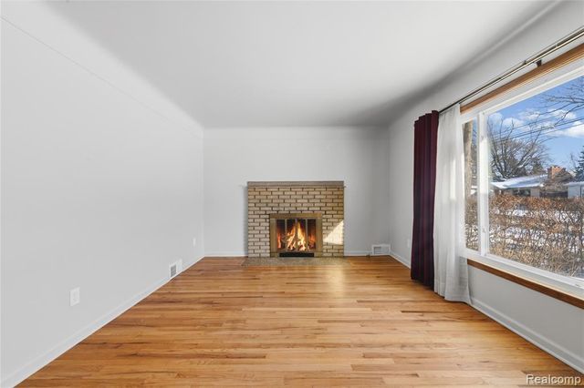 2722 Banner Street, Dearborn, MI 48124