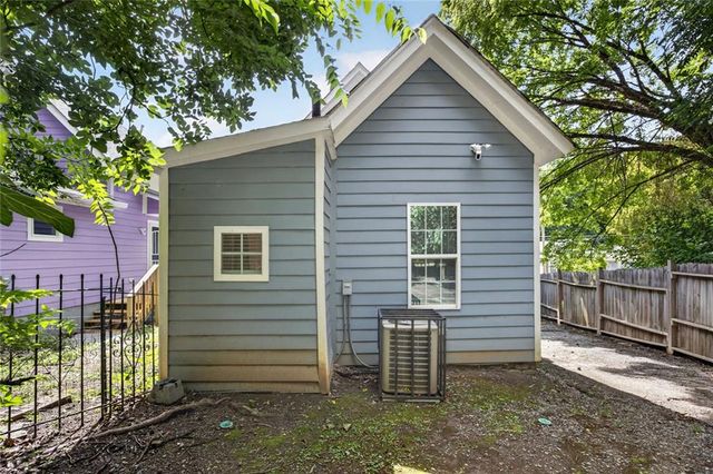 1048 Garibaldi Street SW, Atlanta, GA 30310