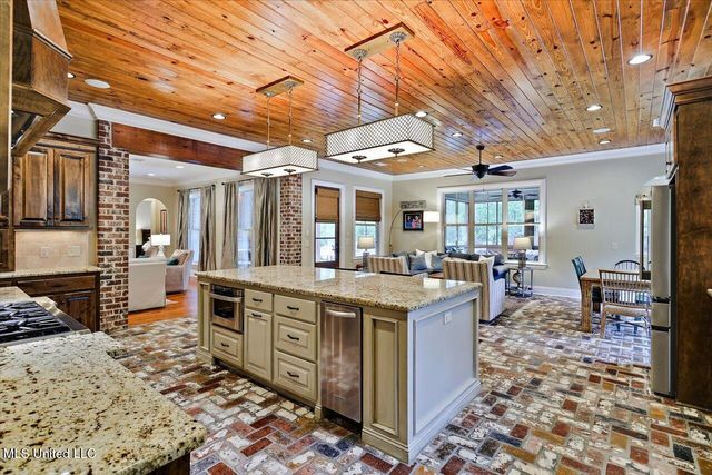 204 Saint Charlotte Cove, Madison, MS 39110