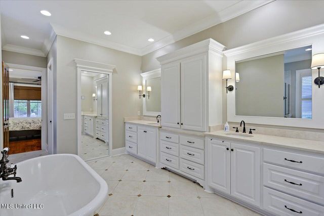 204 Saint Charlotte Cove, Madison, MS 39110