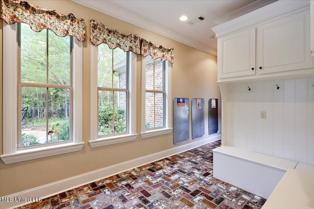 204 Saint Charlotte Cove, Madison, MS 39110