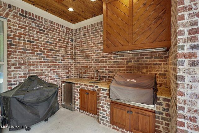 204 Saint Charlotte Cove, Madison, MS 39110