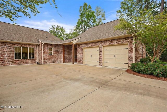 204 Saint Charlotte Cove, Madison, MS 39110