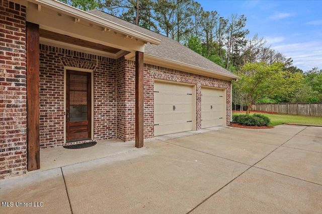 204 Saint Charlotte Cove, Madison, MS 39110