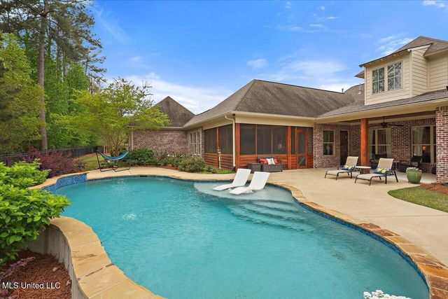 204 Saint Charlotte Cove, Madison, MS 39110