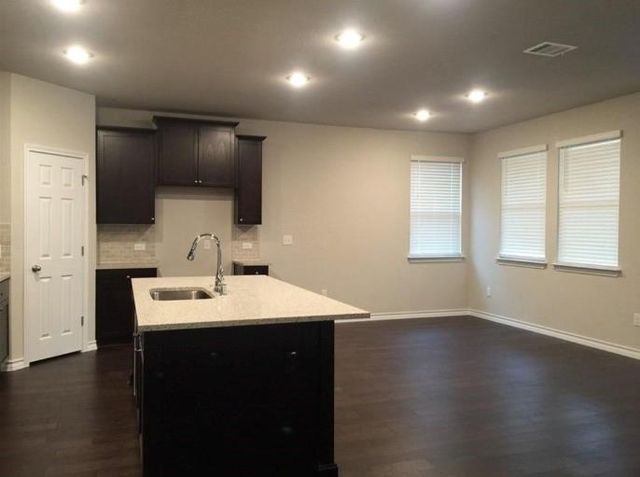 7307 Albany DR, Austin, TX 78754