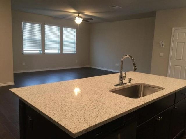 7307 Albany DR, Austin, TX 78754