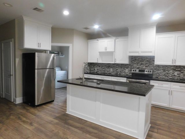 4803 Forest Court, Baytown, TX 77521