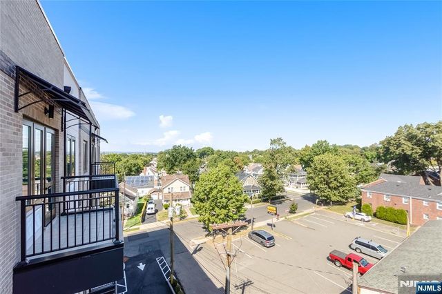 51 Queen Anne Road 305, Bogota, NJ 07603