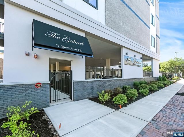 51 Queen Anne Road 305, Bogota, NJ 07603