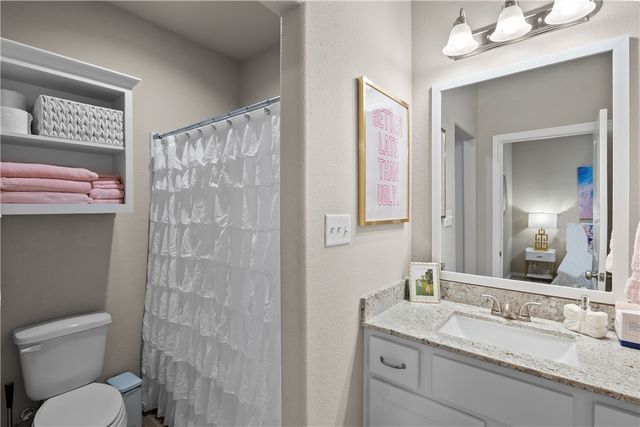 527 Hayes Lane, College Station, TX 77845