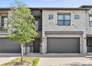 527 Hayes Lane, College Station, TX 77845