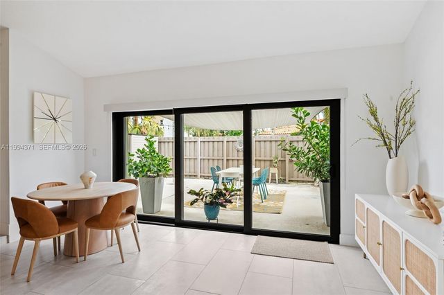 11758 SW 92nd Ter, Miami, FL 33186