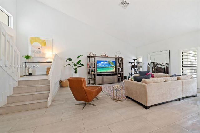 11758 SW 92nd Ter, Miami, FL 33186