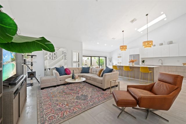 11758 SW 92nd Ter, Miami, FL 33186