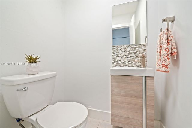 11758 SW 92nd Ter, Miami, FL 33186