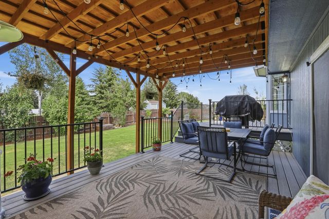 14606 N Fairview Dr, Mead, WA 99021