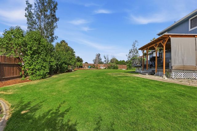 14606 N Fairview Dr, Mead, WA 99021