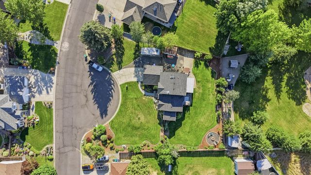 14606 N Fairview Dr, Mead, WA 99021
