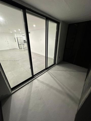 2500 NE 135th St B103, North Miami, FL 33181