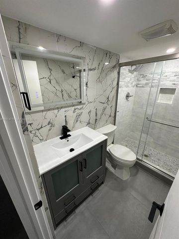 2500 NE 135th St B103, North Miami, FL 33181