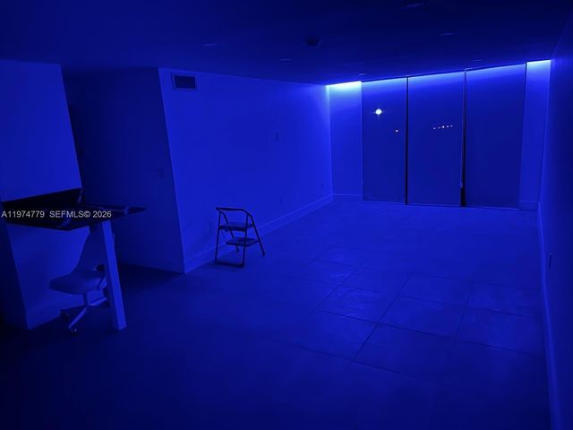 2500 NE 135th St B103, North Miami, FL 33181