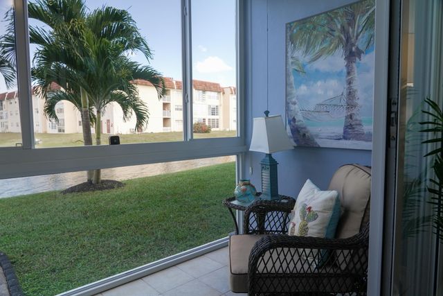 8901 Sunrise Lakes Boulevard 105, Sunrise, FL 33322