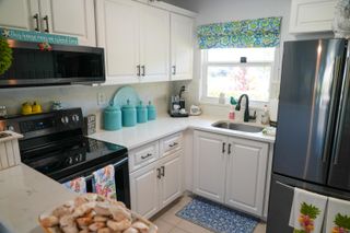 8901 Sunrise Lakes Boulevard 105, Sunrise, FL 33322