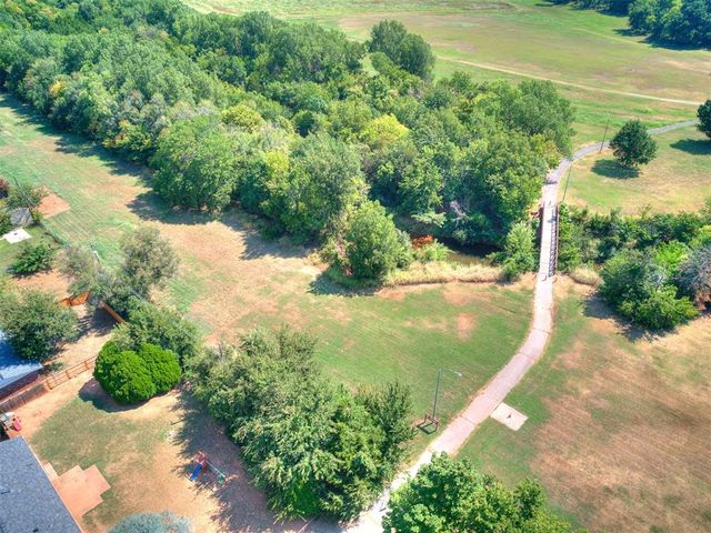 808 Del Haven Drive, Del City, OK 73115