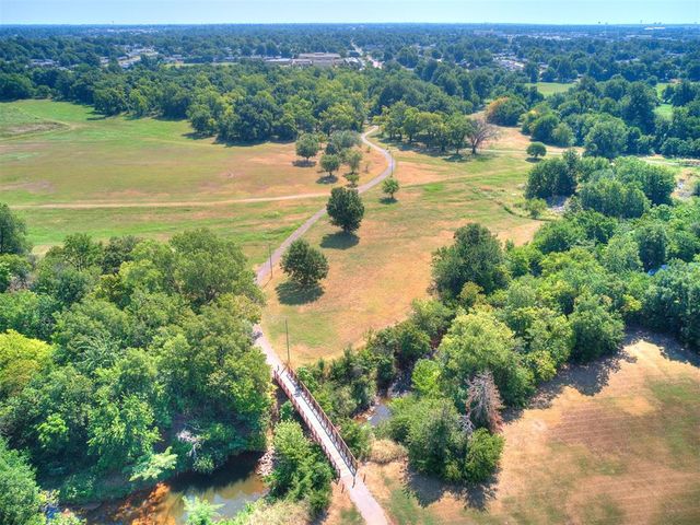 808 Del Haven Drive, Del City, OK 73115