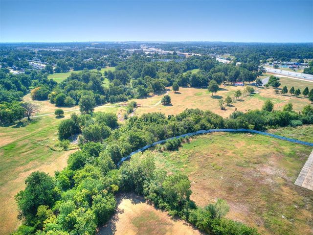 808 Del Haven Drive, Del City, OK 73115